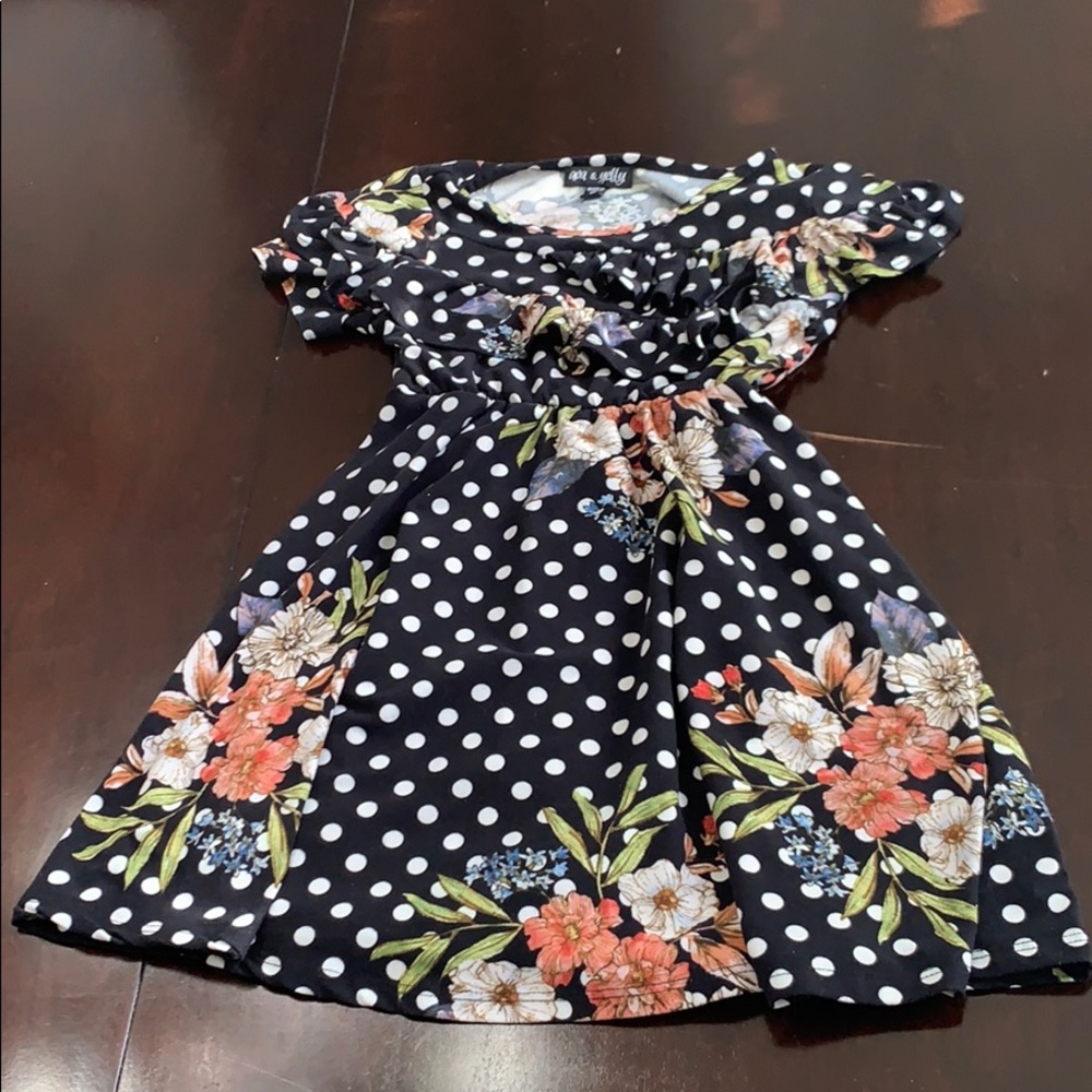 Ava & Yelly size 5 dress